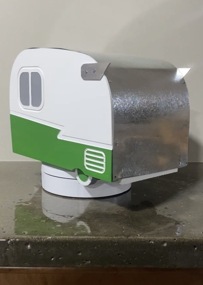 Vintage Style Camper Birdhouse - Image 7
