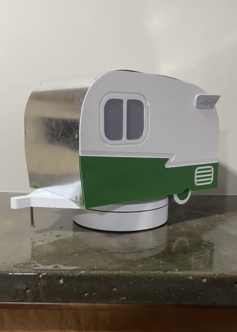 Vintage Style Camper Birdhouse - Image 5