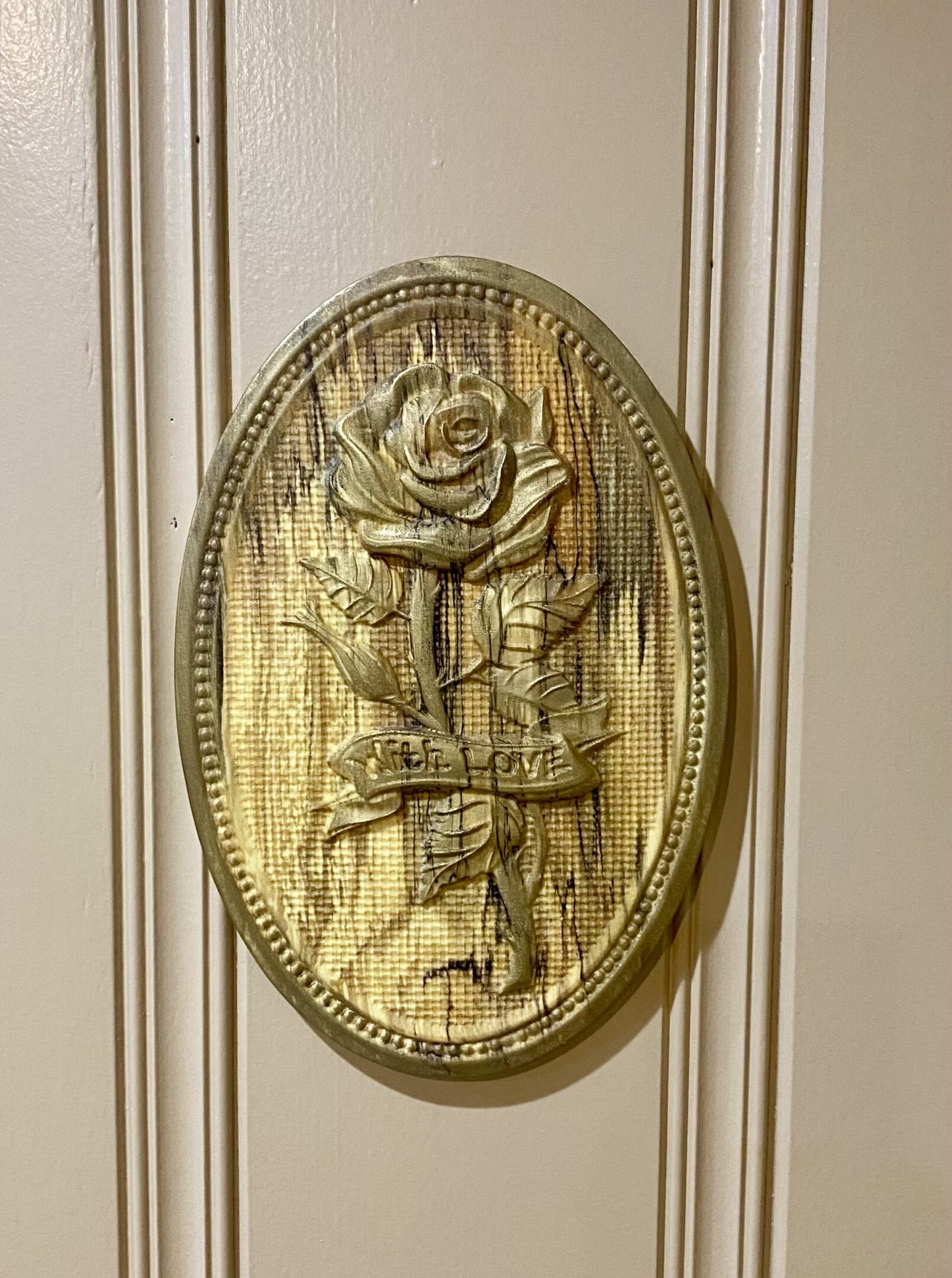 TRUE LOVE-MAPLE ROSE WALL PLAQUE - Image 3